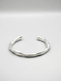 Fluid cuff bracelet