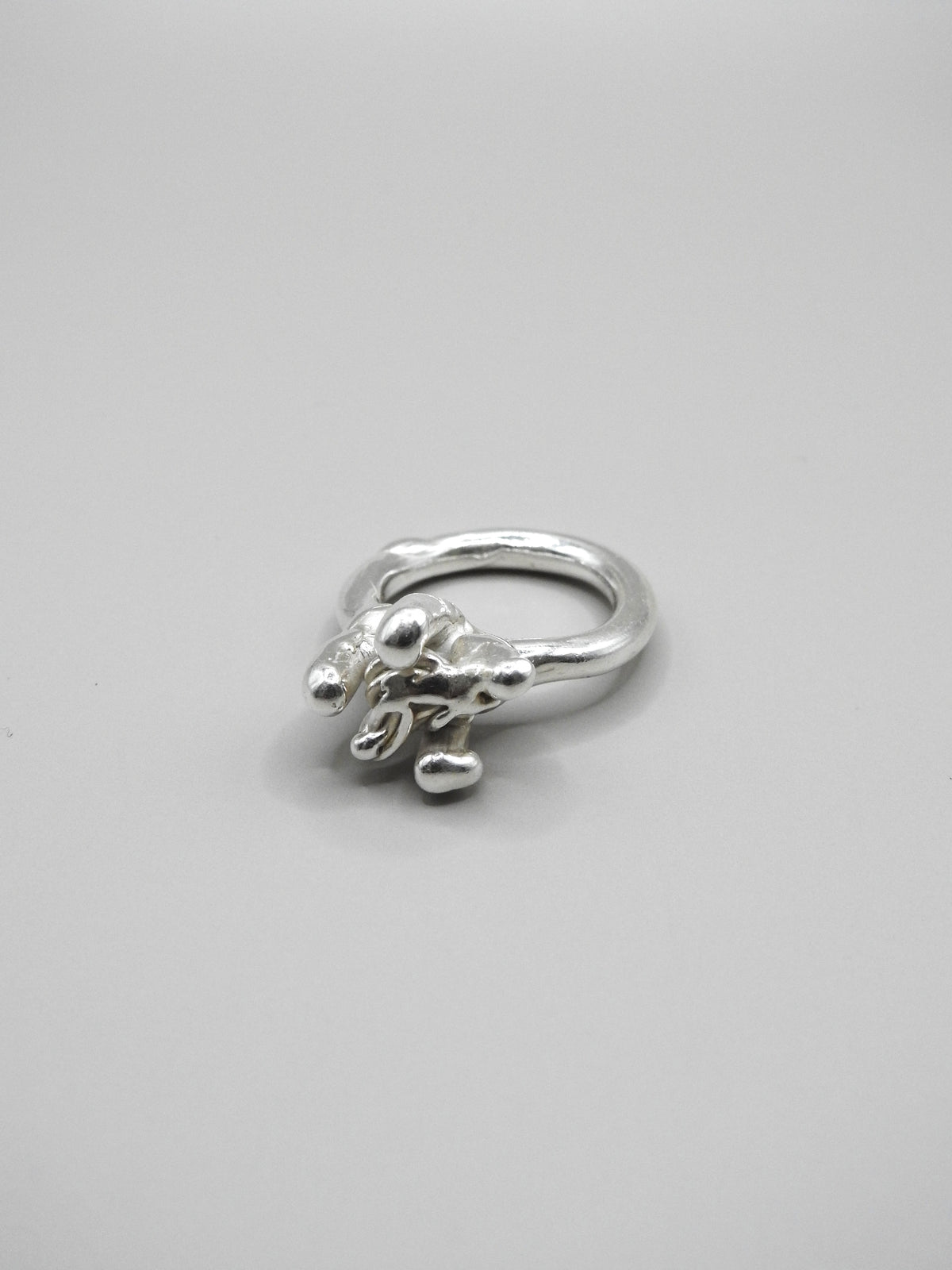 claw ring