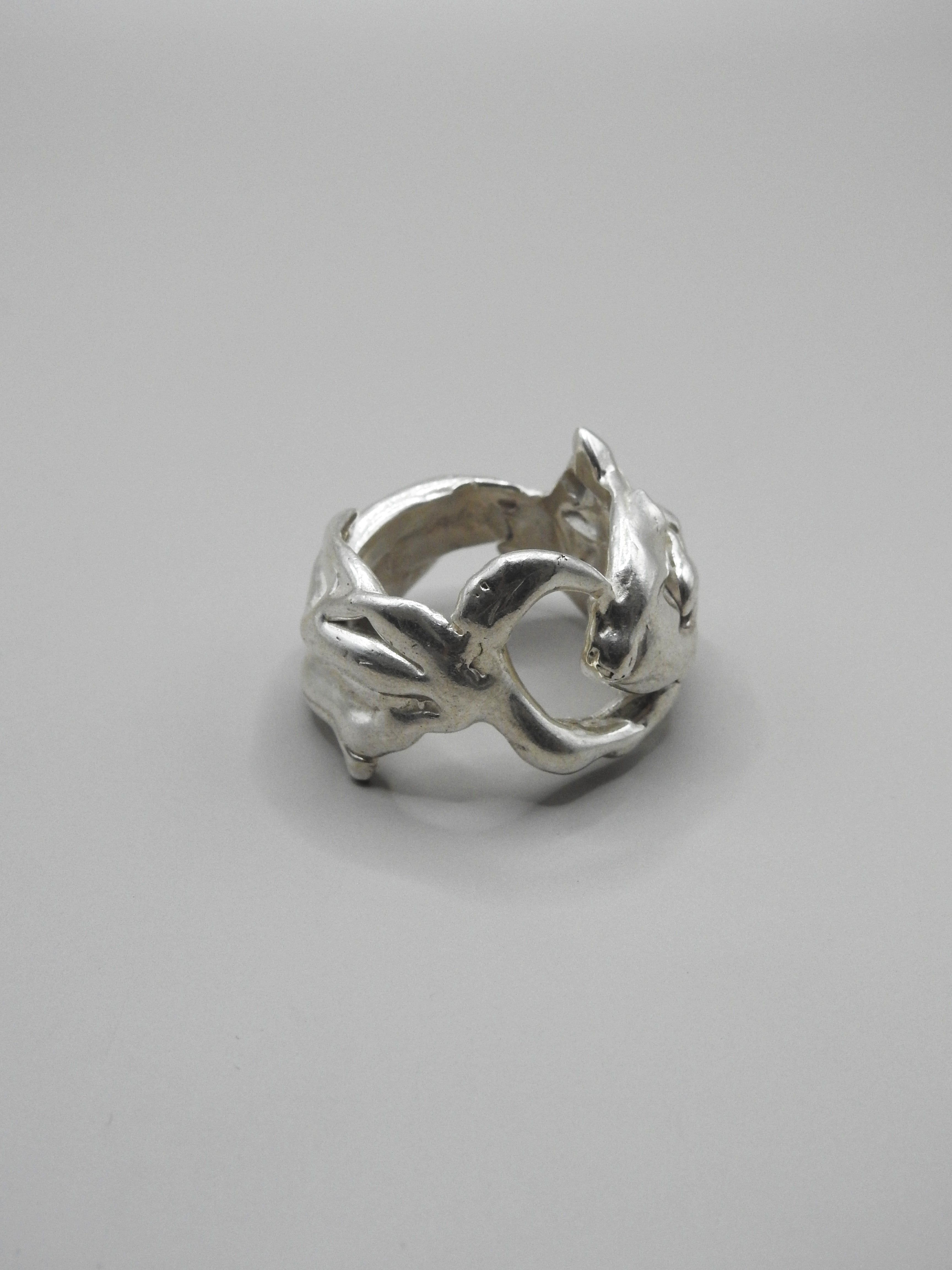Verso ring size 64
